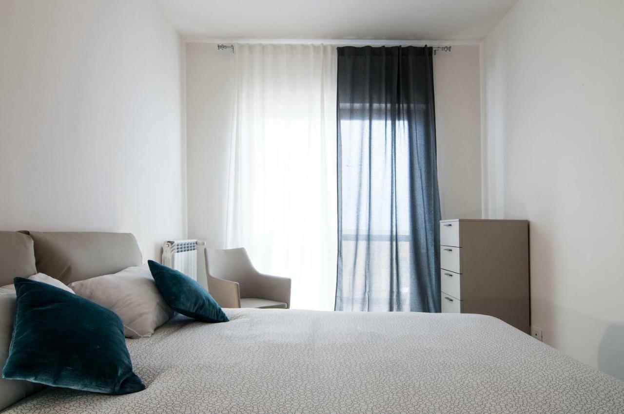 Apartment Fonte Laurentina Rome
