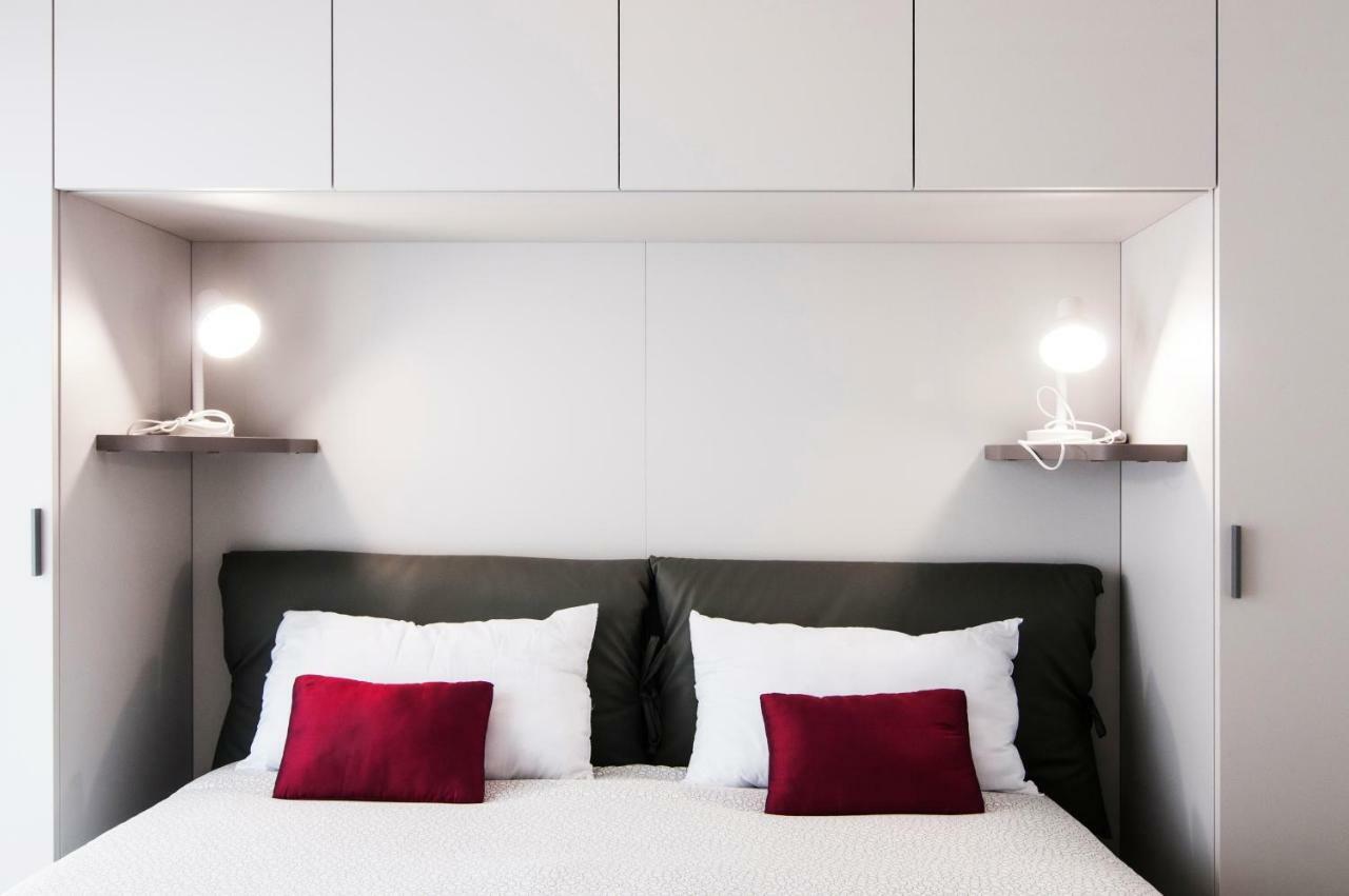Fonte Laurentina Apartment *